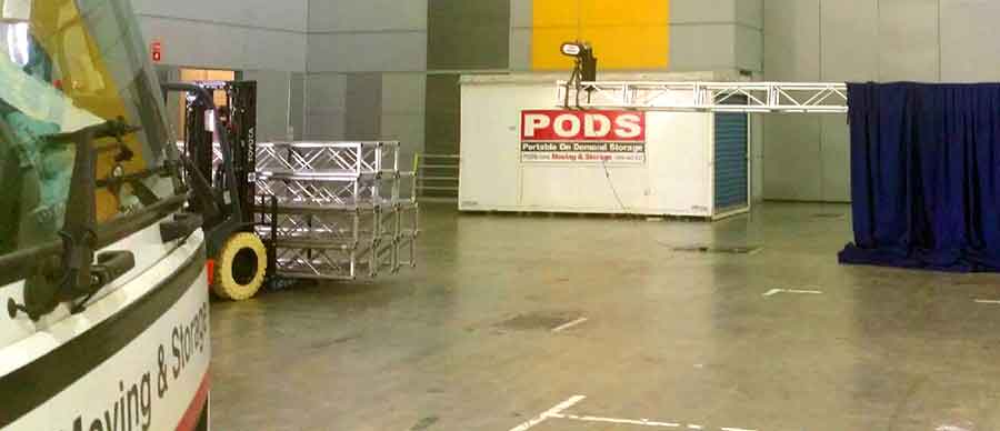 PODS container delivery to the Special Children’s Christmas Party in Brisbane 2017Brisbane 2017