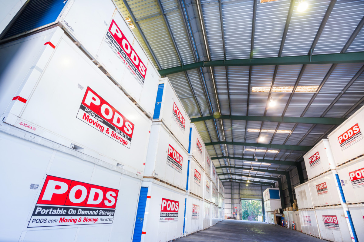 Moving self storage mobile storage pods 